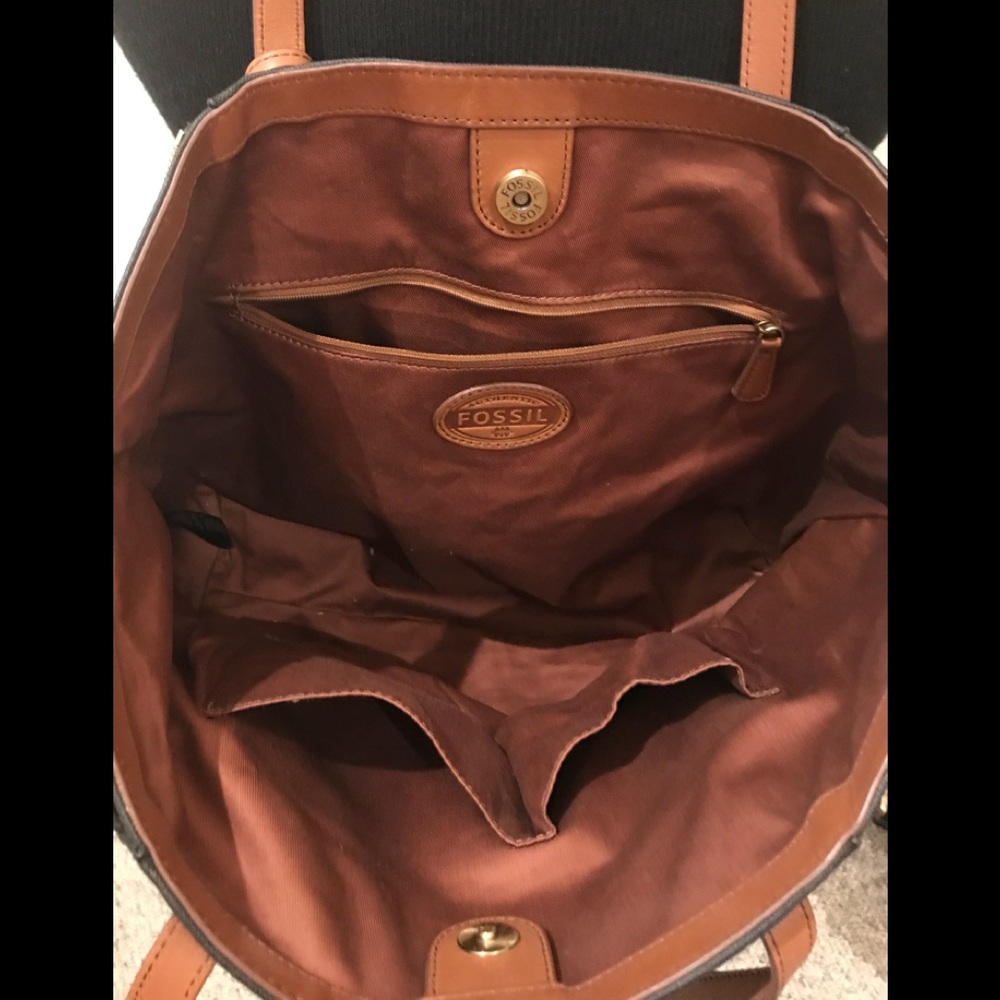 NEW FOSSIL Expandable 2Tone Tote - Picture 5 of 8